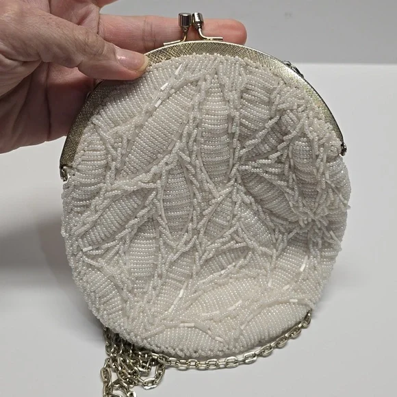{Mr. Ernest Simon} Vintage Elegant White Beaded Women's Bag - Picture 5 of 12
